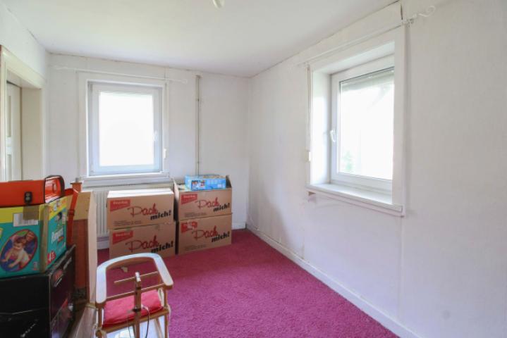 Büro EG