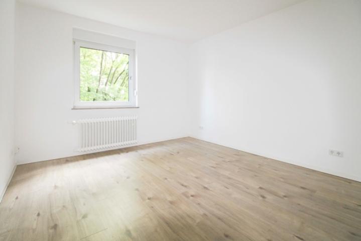 Schlafzimmer - EG li