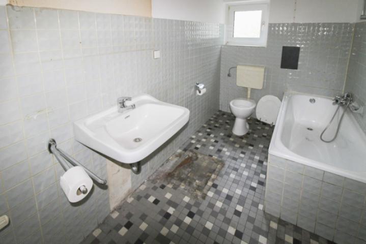 Badezimmer - EG re
