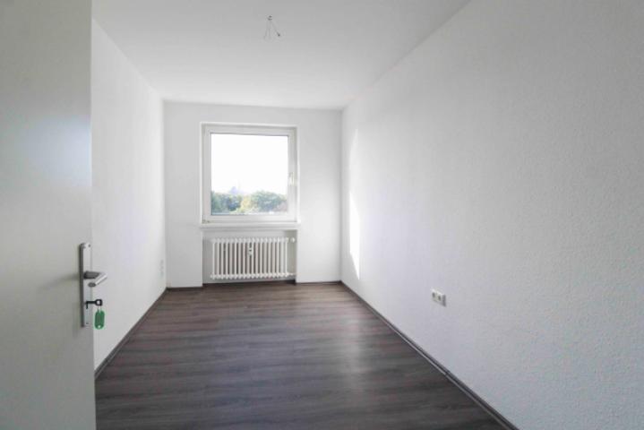 Schlafzimmer 5.OG links