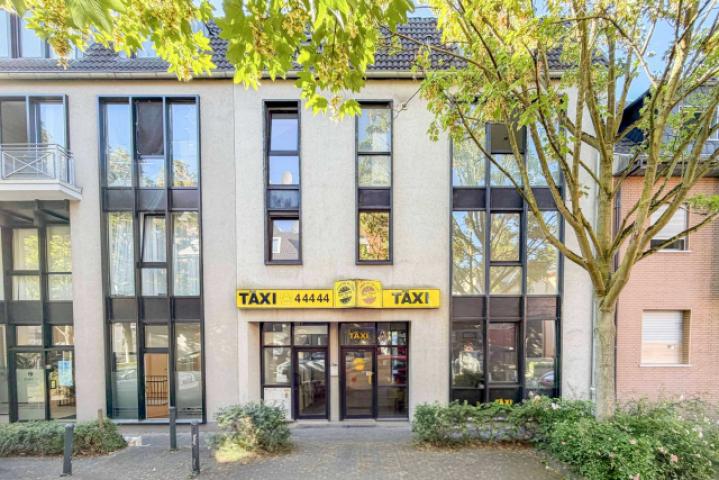 Straßenansicht