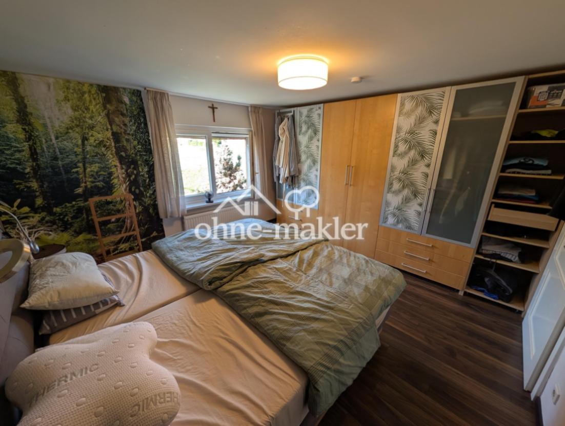 Schlafzimmer EG