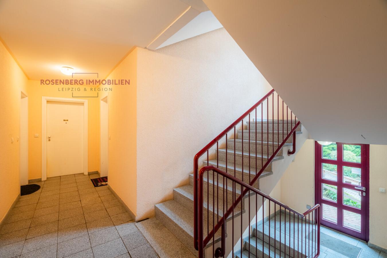 Immobilie in Leipzig zu verkaufen_Treppenhaus