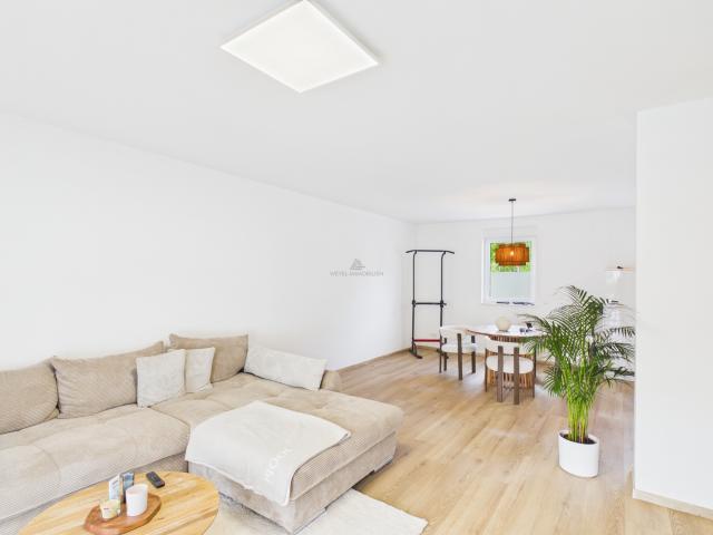 Großzügiges Wohnzimmer
