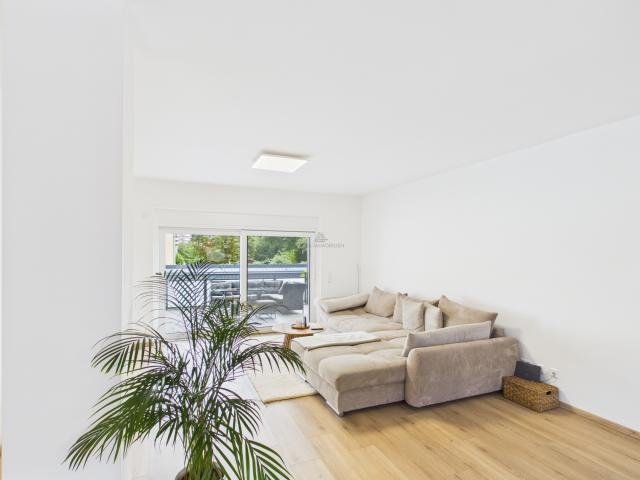 Großzügiges Wohnzimmer