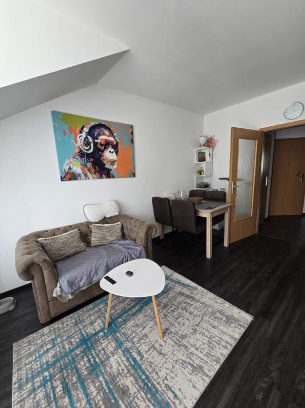 Wohnzimmer / Essbereich