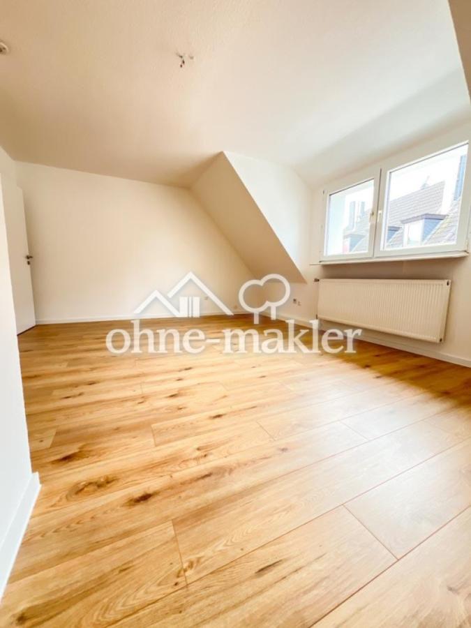 Grosses Zimmer