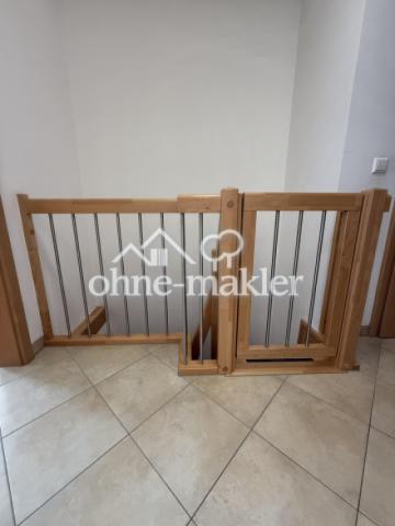 Wohnung Wendeltreppe mit Tür