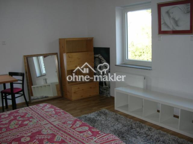 Schlafzimmer, Hofseite links