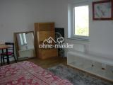 Schlafzimmer, Hofseite links
