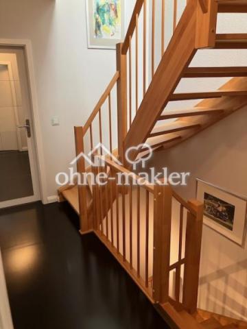 Treppe zum 1.OG und DG