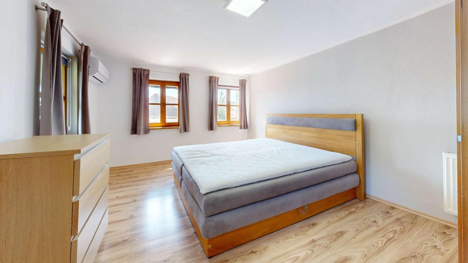 Schlafzimmer OG 