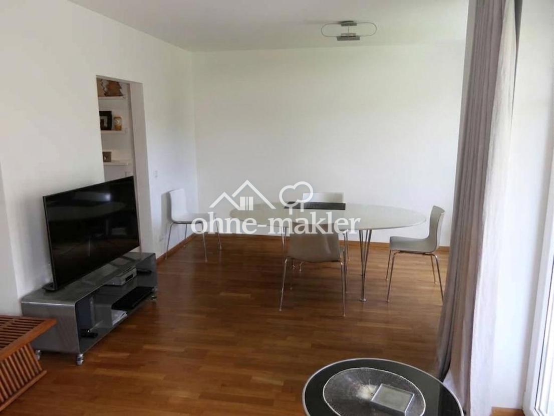 Wohnzimmer/Büro