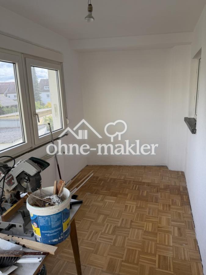 Zimmer 3 mit Parkett