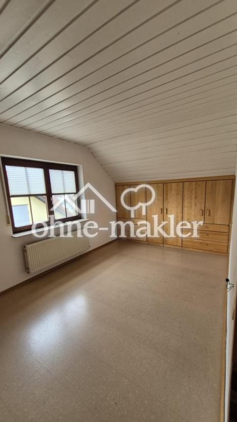 Schlafzimmer DG