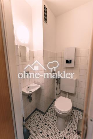 Separate Toilette