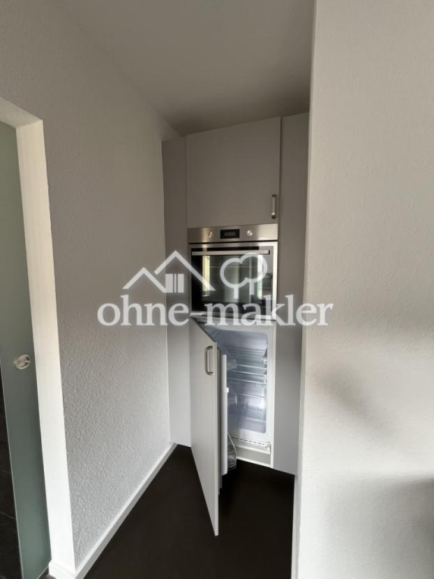 Backofen und Kühlschrank