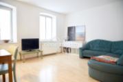 Helles Wohnzimmer