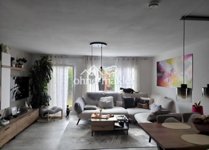 Wohnzimmer Blick n. hinten