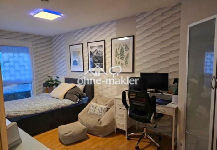 Zimmer 2 im 1 OG