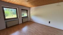 Zimmer mit Gartenzugang