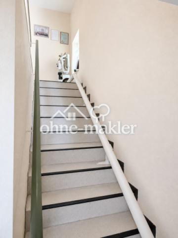 Treppenhaus mit Treppenlift