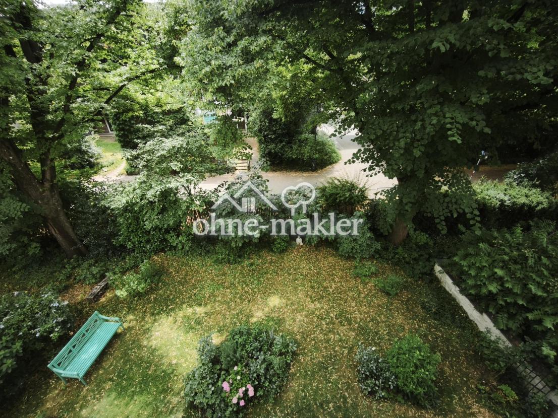 Südblick vom Balkon 