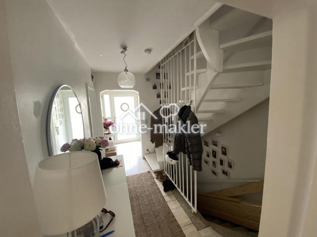 Eingang / Treppe