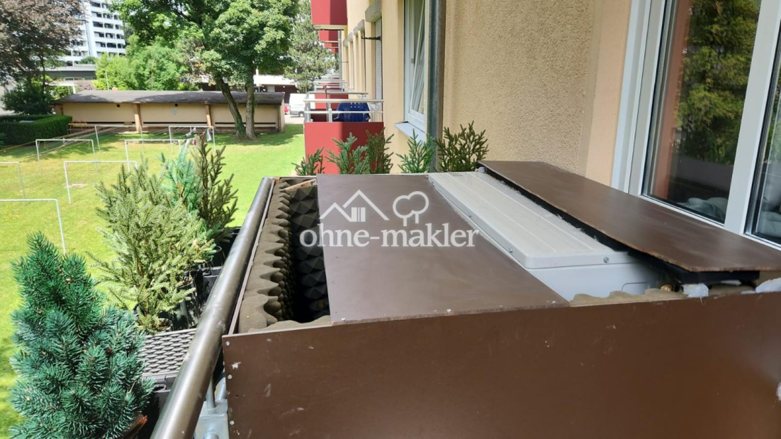 Balkon bei dem Wohnzimmer