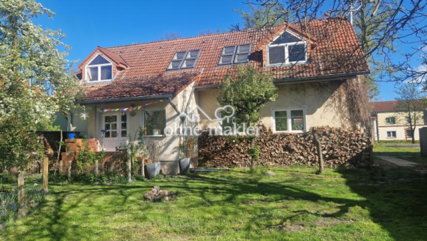 Garten mit Baumbestand