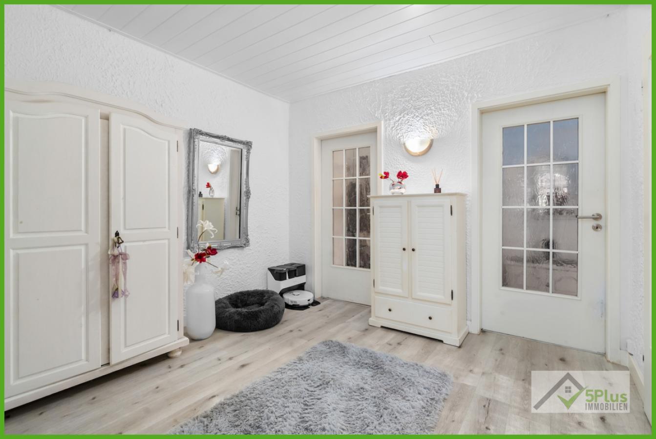 5Plus Immobilien Zweifamilienhaus zum Kauf Eschweiler / Hücheln EG