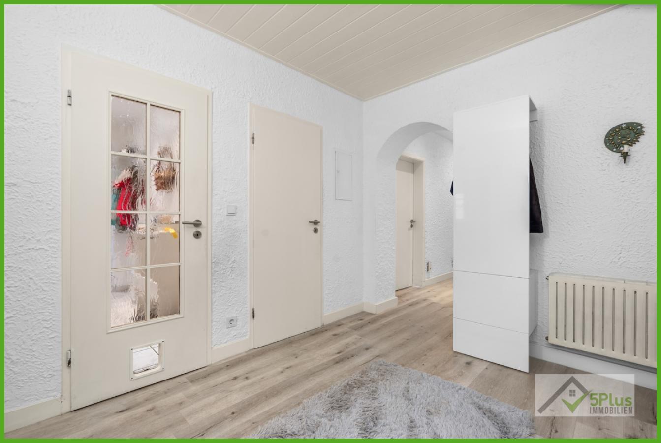 5Plus Immobilien Zweifamilienhaus zum Kauf Eschweiler / Hücheln EG