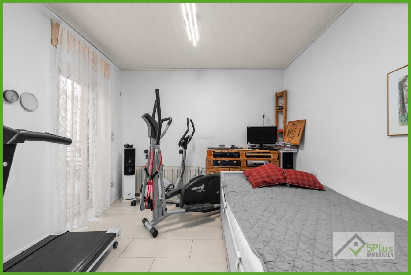 5Plus Immobilien Zweifamilienhaus zum Kauf Eschweiler / Hücheln EG