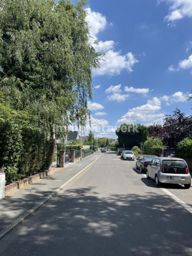 Straßenansicht