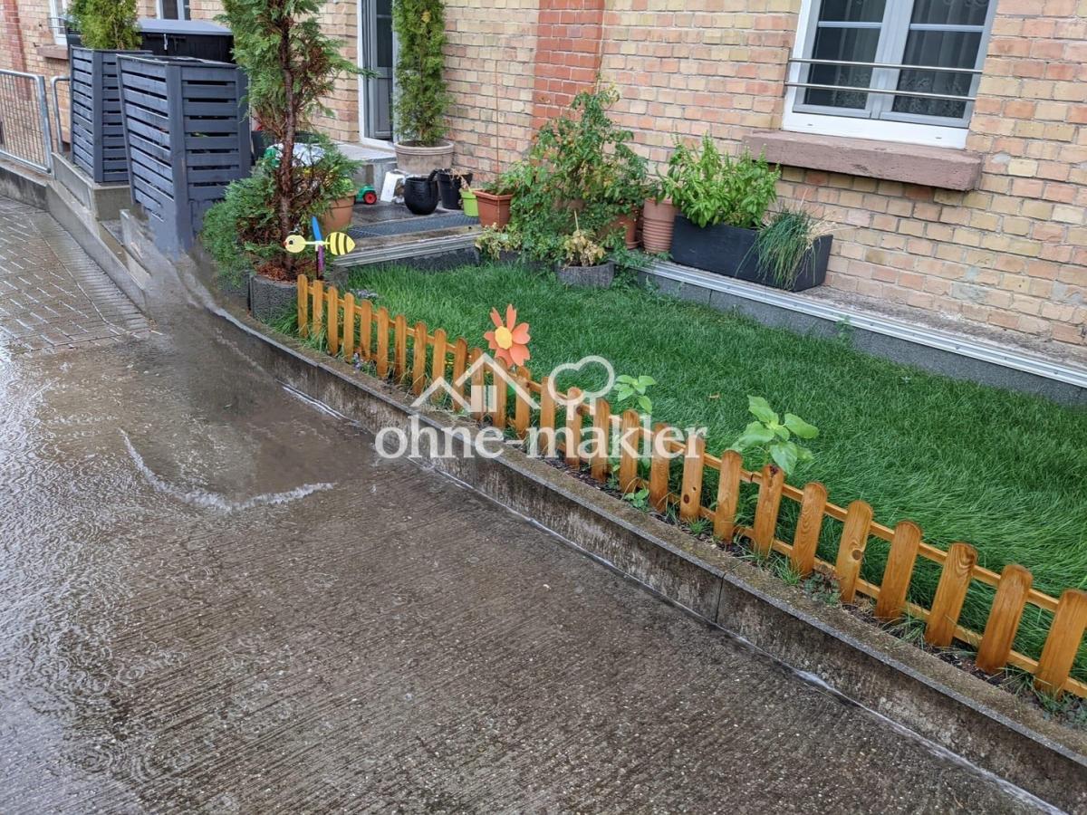Terasse und privater Garten