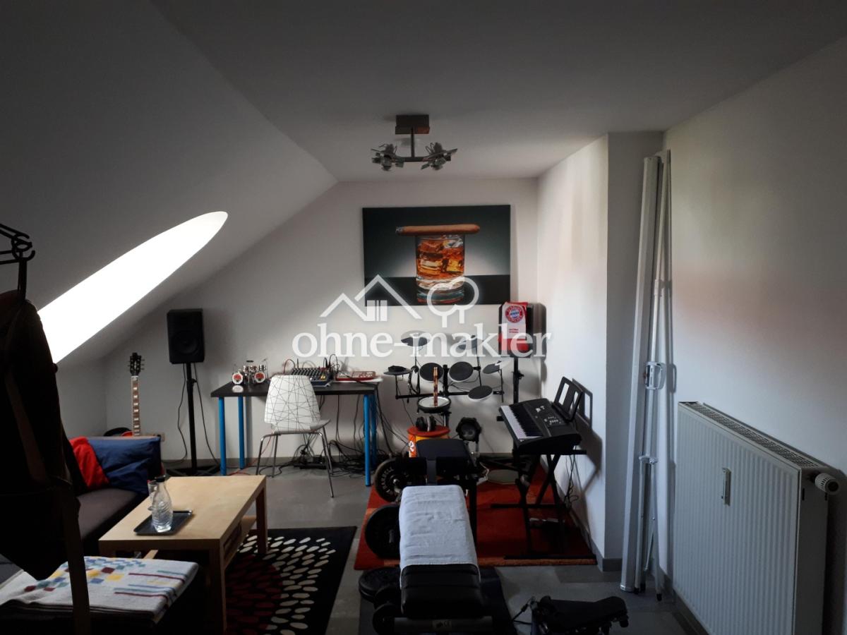Studio 1 (DG)
