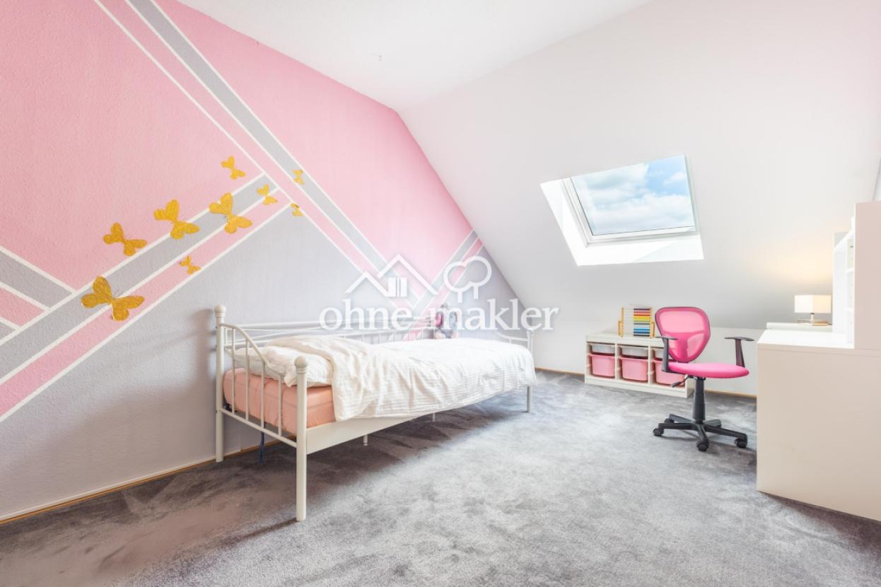 Kinderzimmer 1 OG