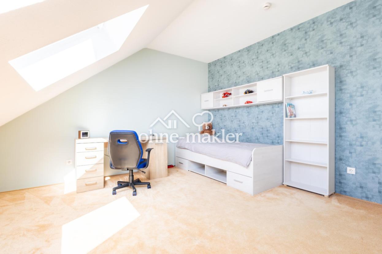 Kinderzimmer 2 OG