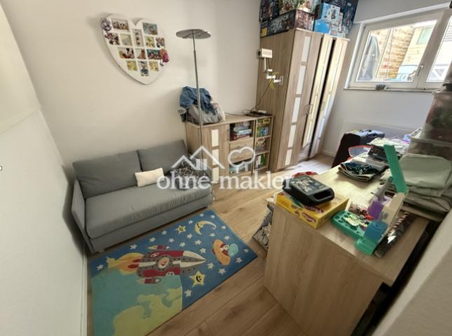 Büro/Kinderzimmer