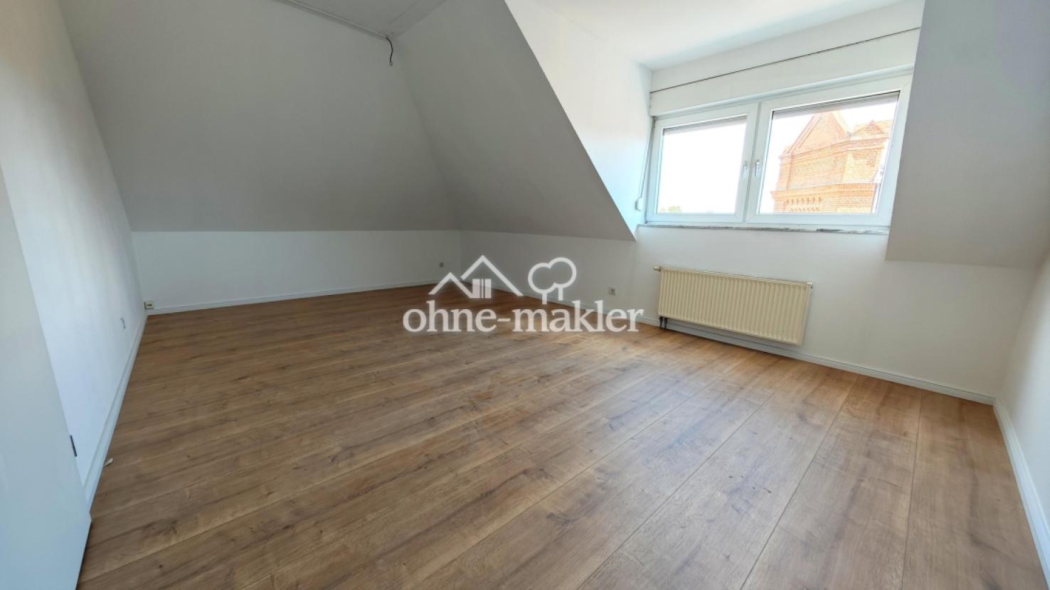 mittleres Zimmer