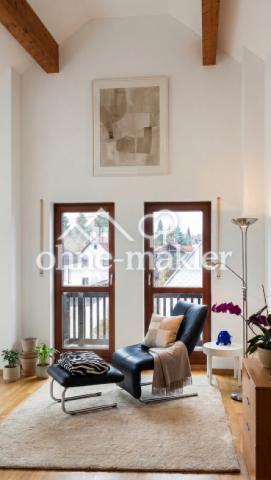 Wohnzimmer Richtung Balkon