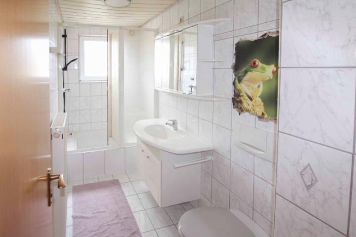 Badezimmer, 1.OG