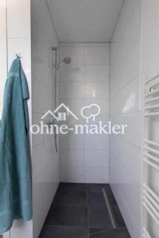 Dusche im Bad 2. OG (Studio)