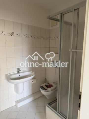 Bad 2 im Schlafzimmer