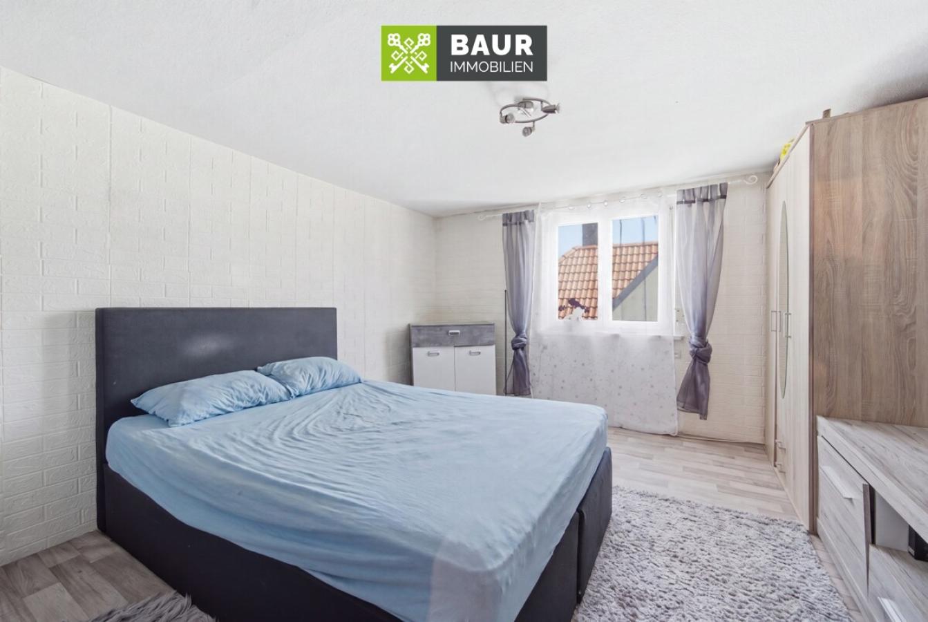 Dachgeschoss Zimmer in Eigenregie vom Voreigentümer