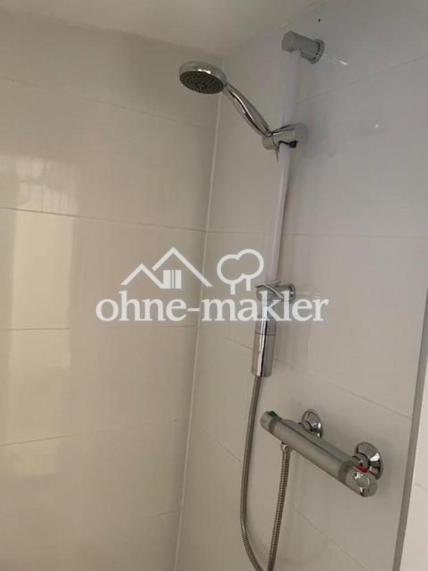 Bad - Dusche 1.OG