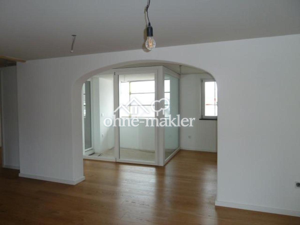 Esszimmer und Loggia