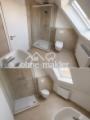 Badezimmer DG links