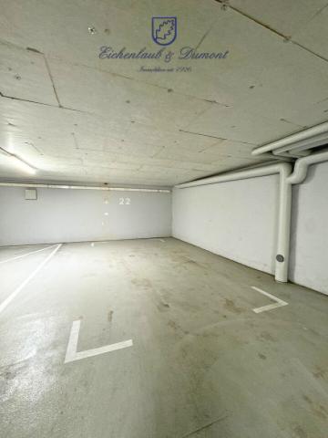 Tiefgaragenstellplatz