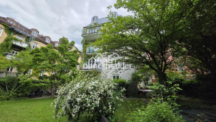 Garten und Hausrückseite
